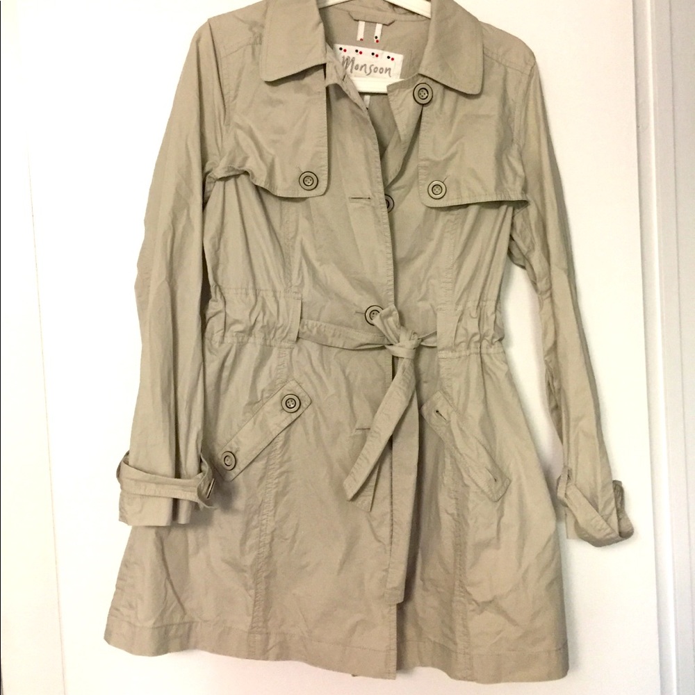 Coat - Picture 1 of 5